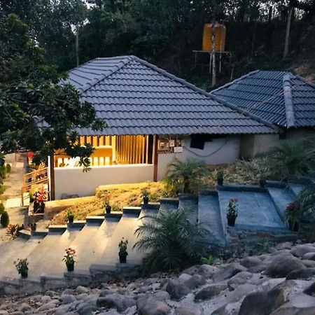 The Mountain Shades Resort Madikeri Exteriör bild