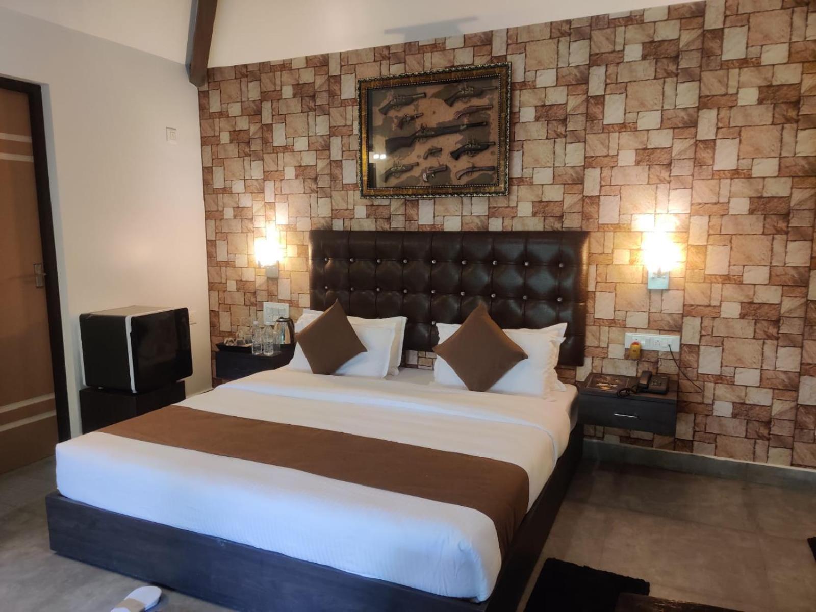 The Mountain Shades Resort Madikeri Exteriör bild