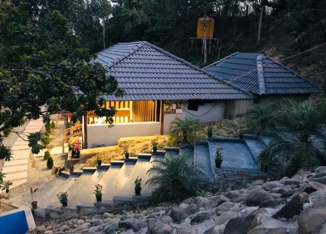 The Mountain Shades Resort Madikeri Exteriör bild