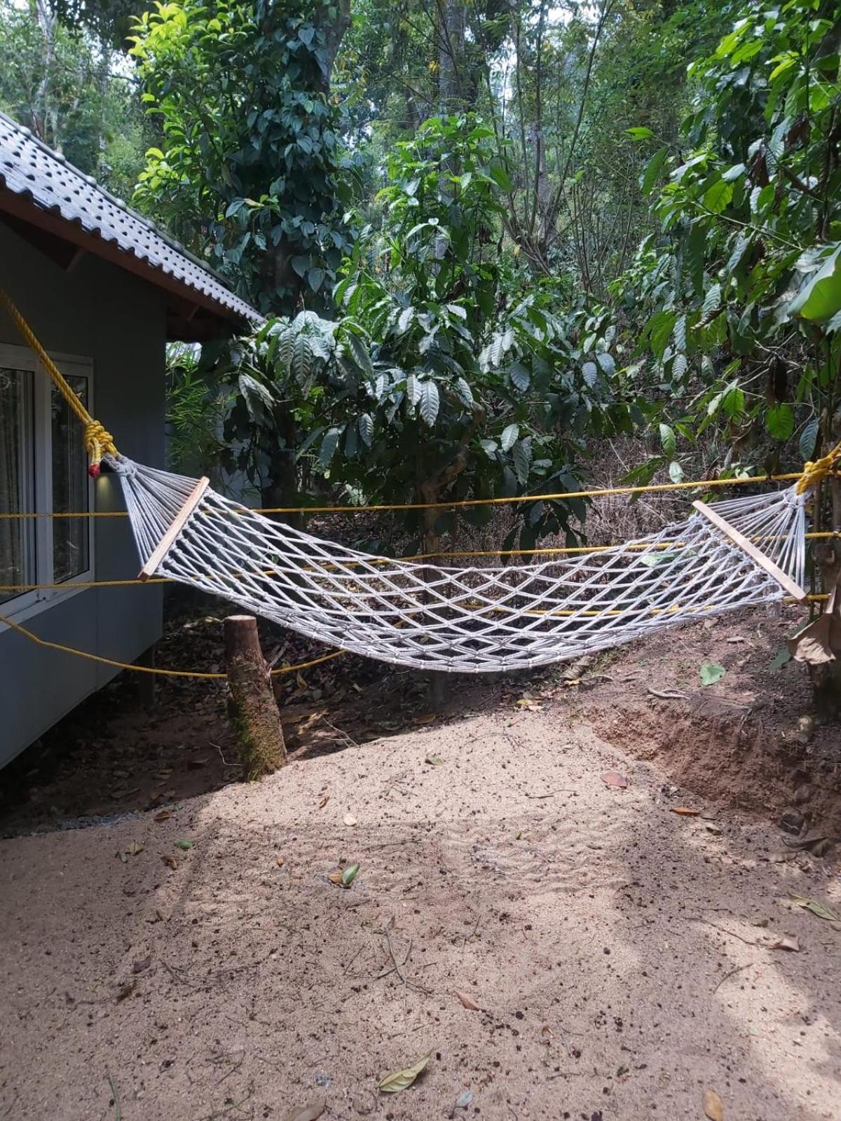 The Mountain Shades Resort Madikeri Exteriör bild