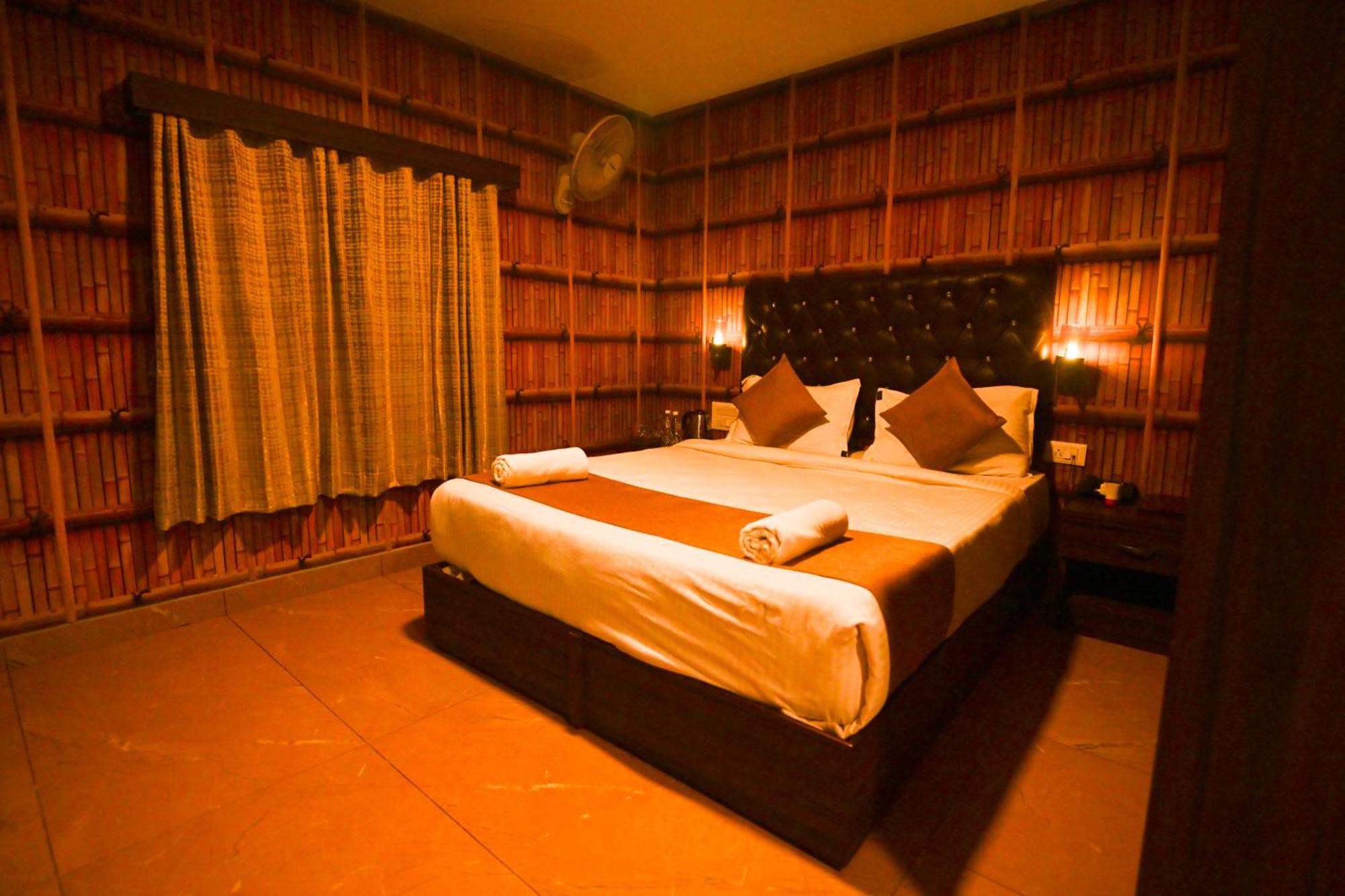 The Mountain Shades Resort Madikeri Exteriör bild